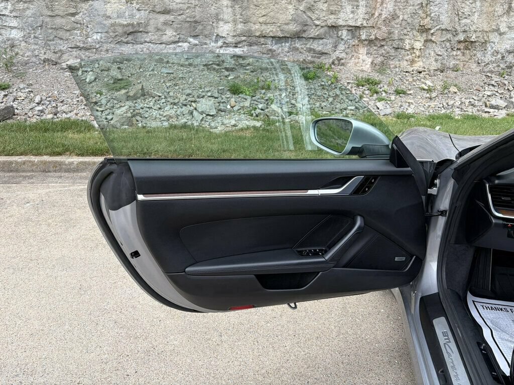 Used 2020 Porsche 911 Carrera 4S AWD/4WD image 9