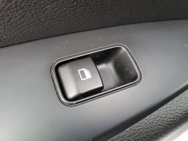 Used 2024 Kia Forte LXS image 17