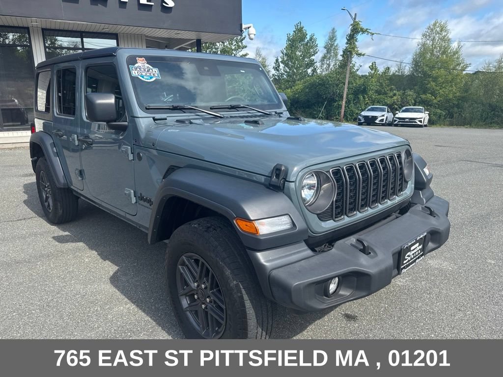 Used 2024 Jeep Wrangler Unlimited Sport AWD/4WD image 10