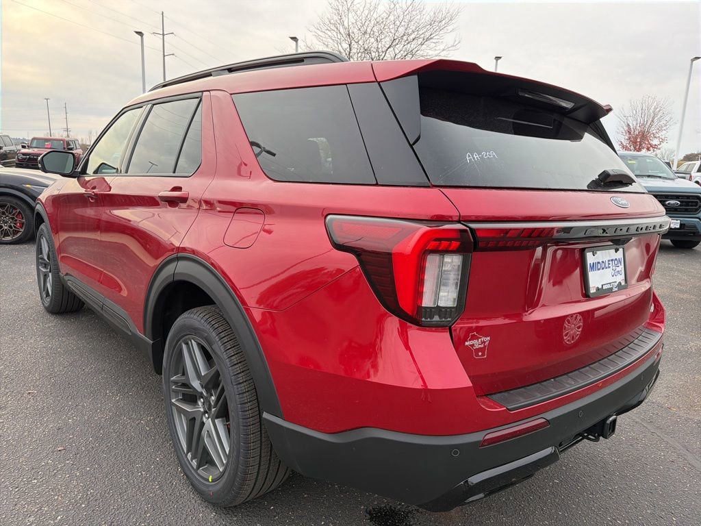 New 2026 Ford Explorer ST-Line w/ ST-Line Street Pack image 15