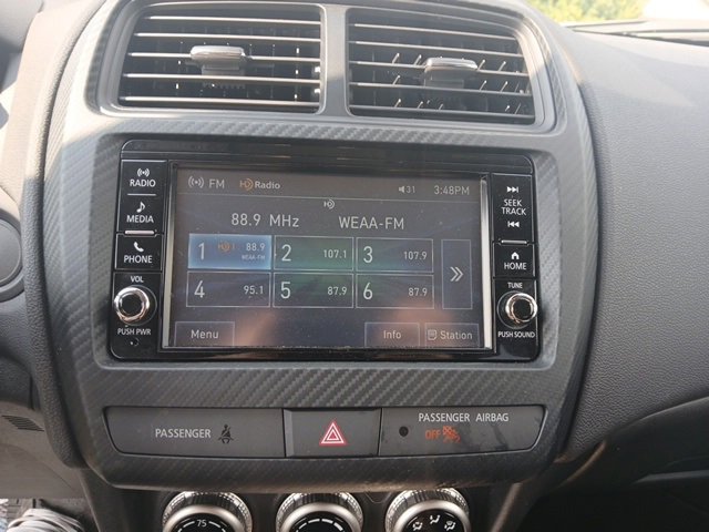 Used 2025 Mitsubishi Outlander Sport ES image 17