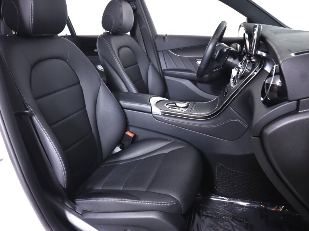Used 2018 Mercedes-Benz GLC 300 4MATIC image 40