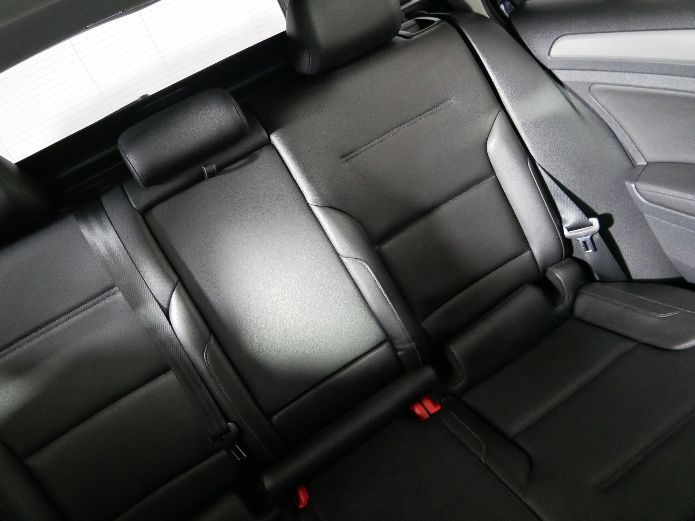 Used 2016 Volkswagen Golf Limited Edition image 14