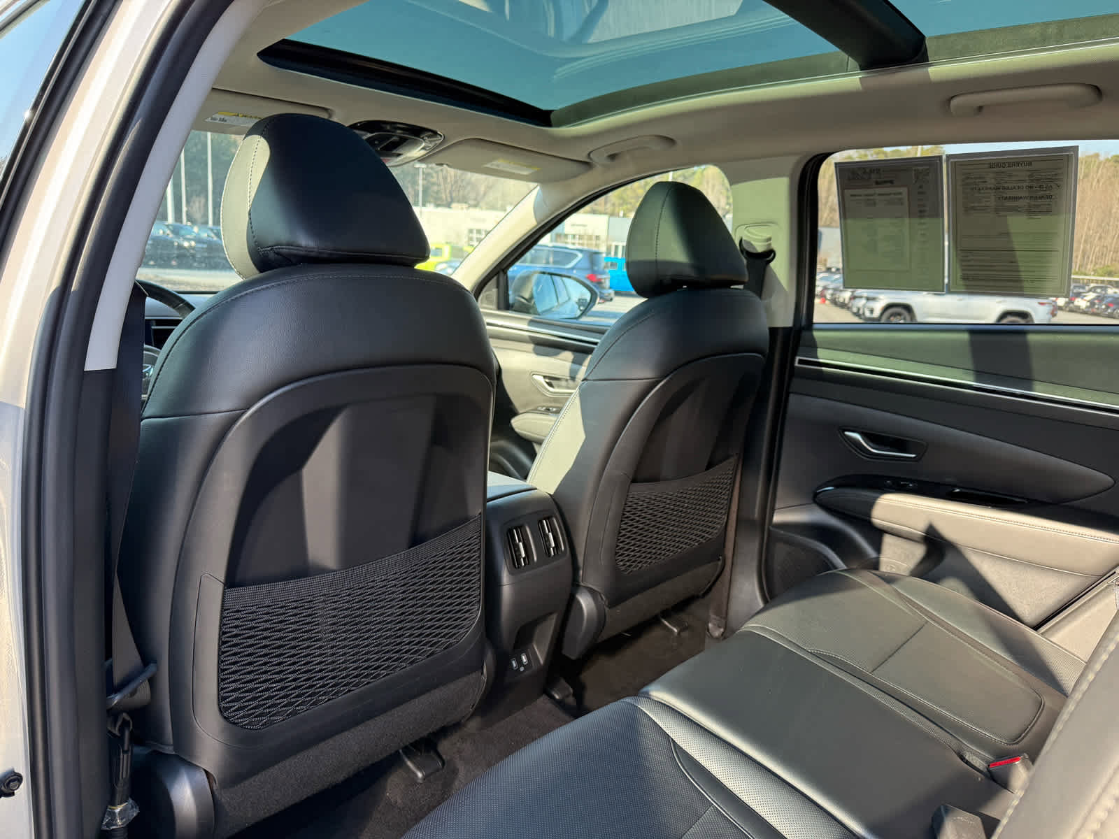 Used 2024 Hyundai Tucson Limited image 28