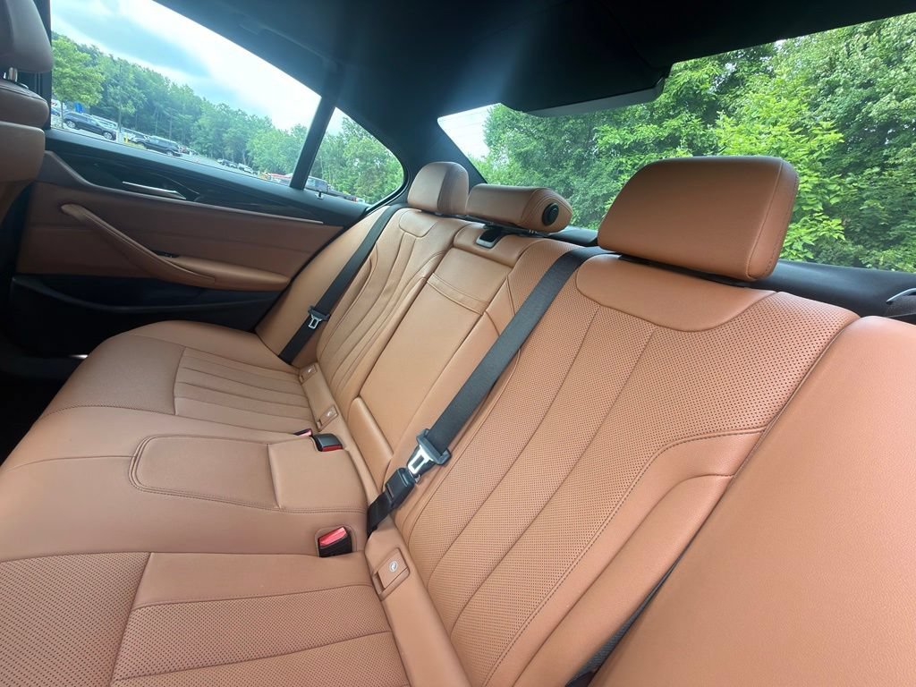 Used 2023 BMW 530e xDrive w/ Convenience Package AWD/4WD image 20