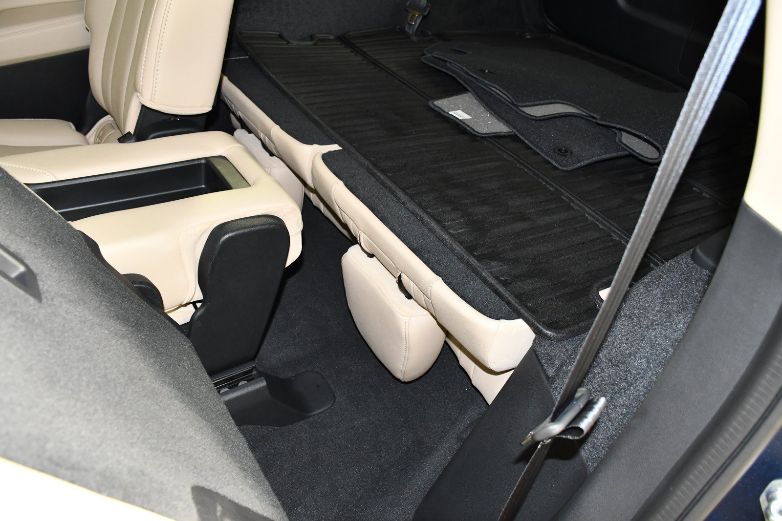 Certified 2025 Acura MDX SH-AWD image 49