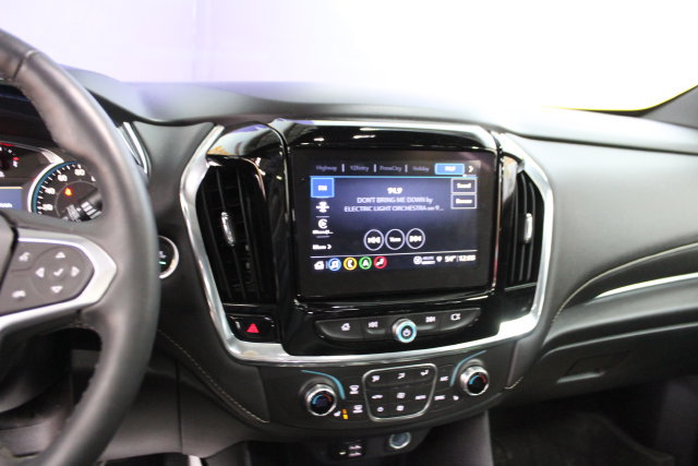 Used 2023 Chevrolet Traverse LT AWD/4WD image 18