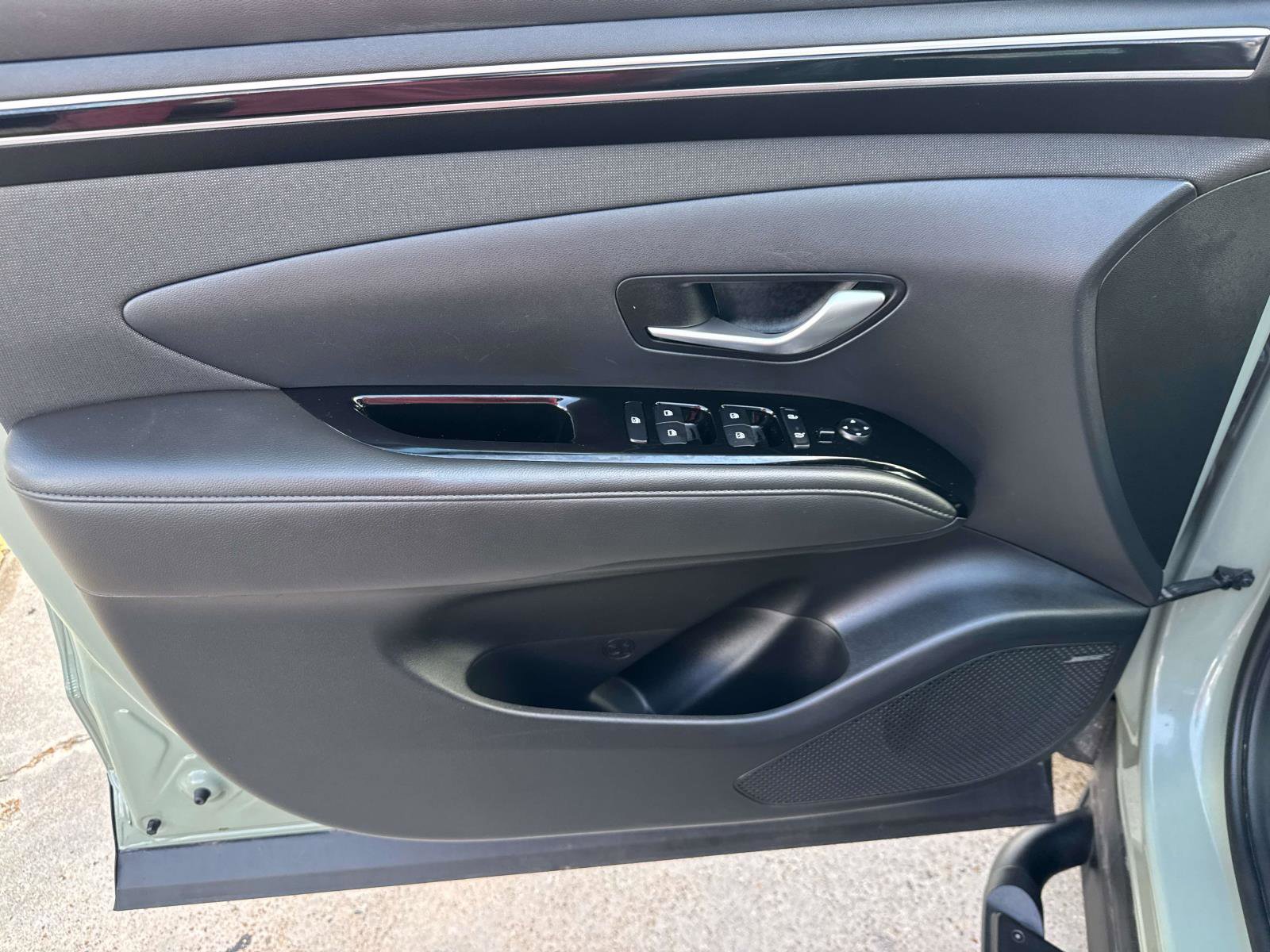 Used 2023 Hyundai Santa Cruz Limited image 17