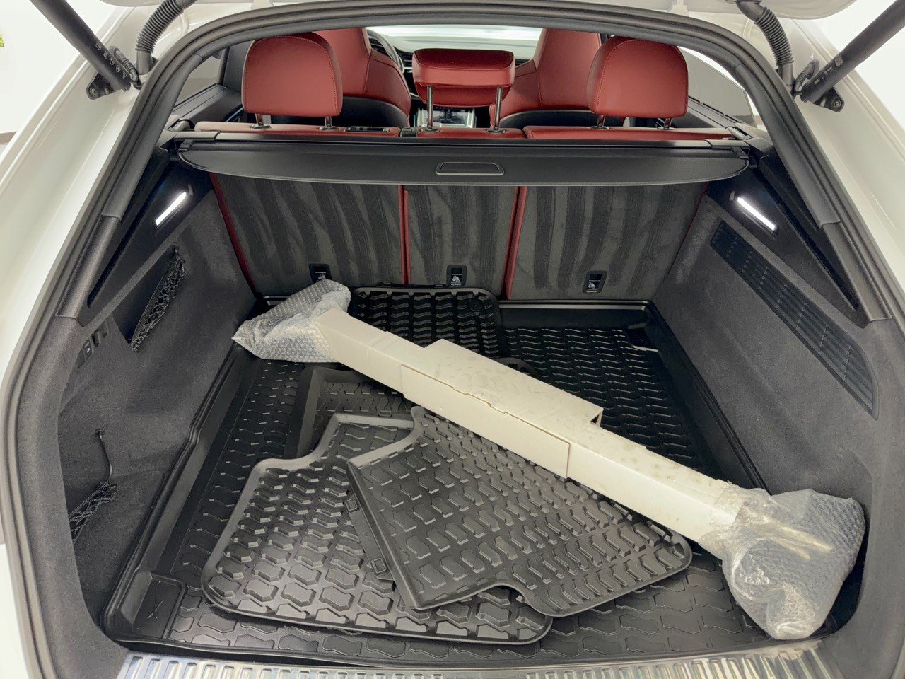 Used 2026 Audi SQ8 Premium Plus AWD/4WD image 28