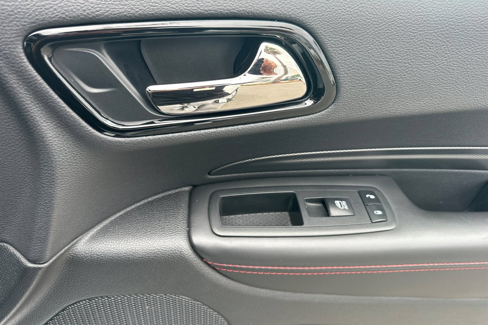 Used 2024 Dodge Durango GT RWD image 21