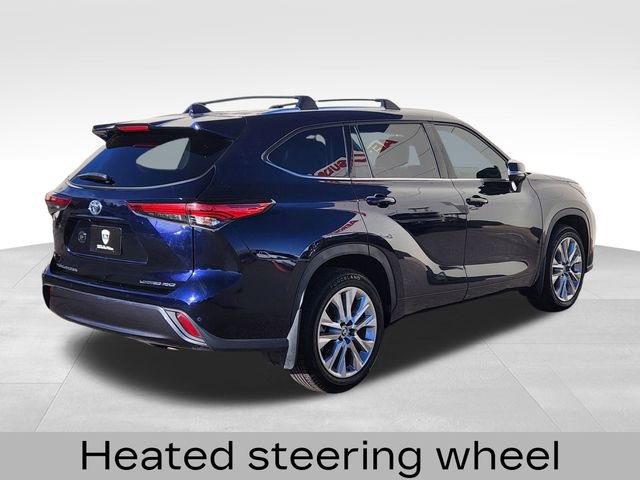 Used 2023 Toyota Highlander Limited image 9