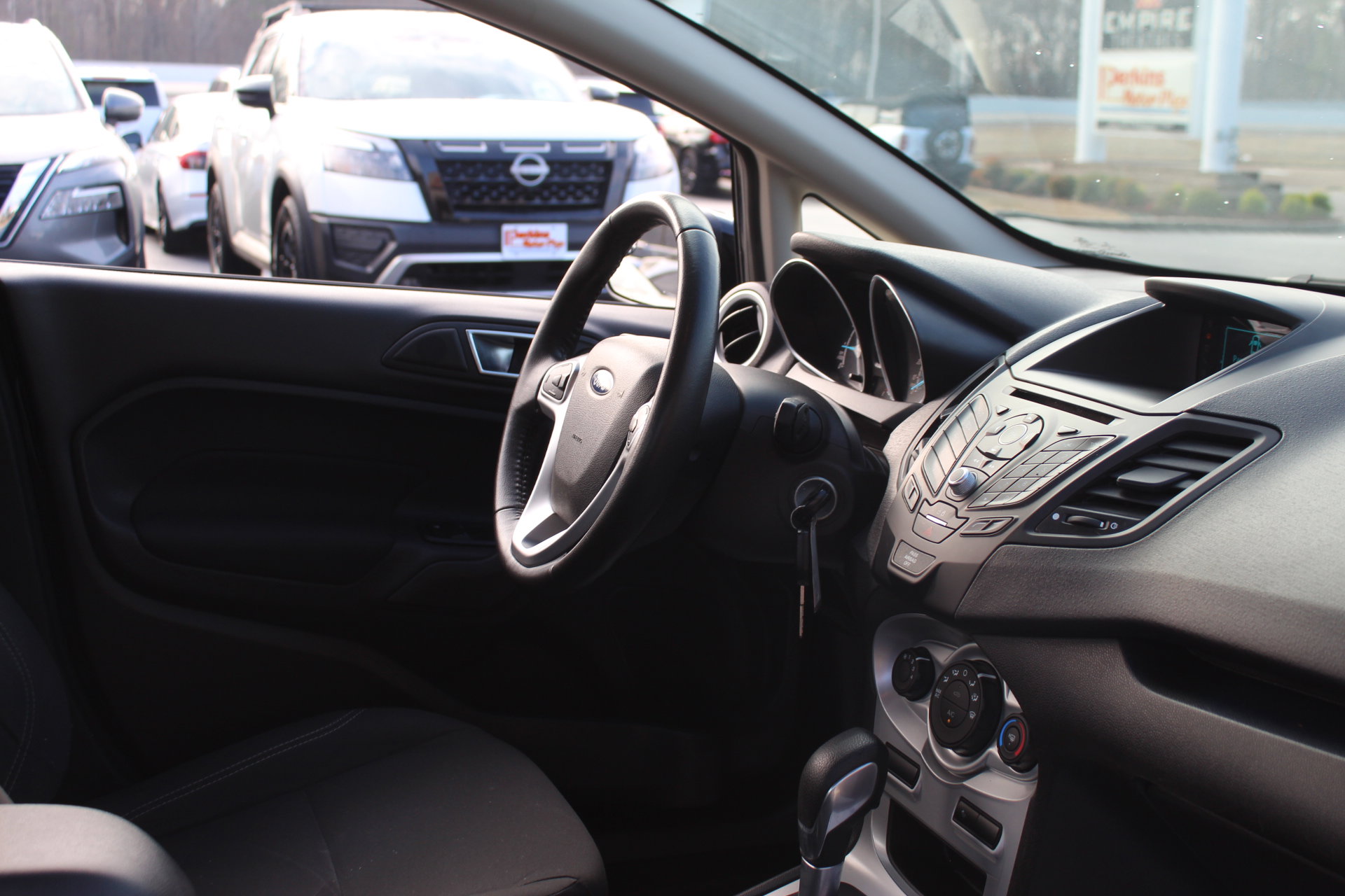 Used 2016 Ford Fiesta SE image 28