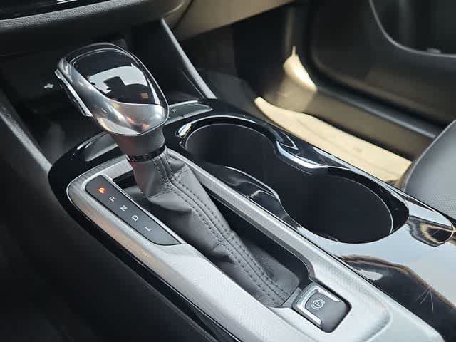 Used 2025 Buick Envista Avenir FWD image 26