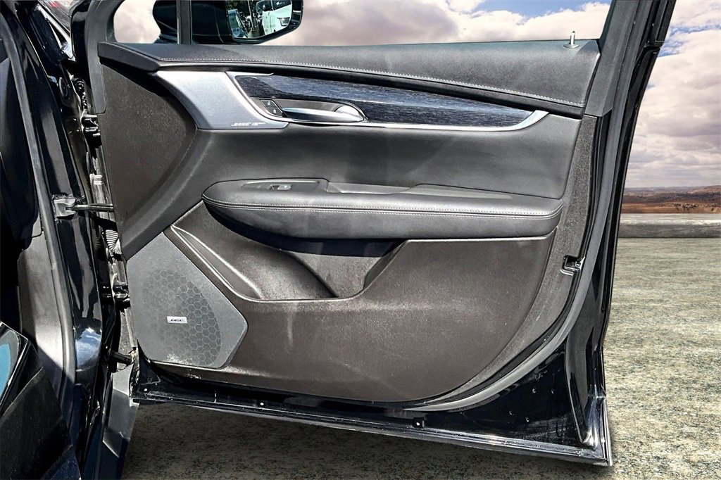 Certified 2023 Cadillac XT5 Premium Luxury w/ Technology Package image 28