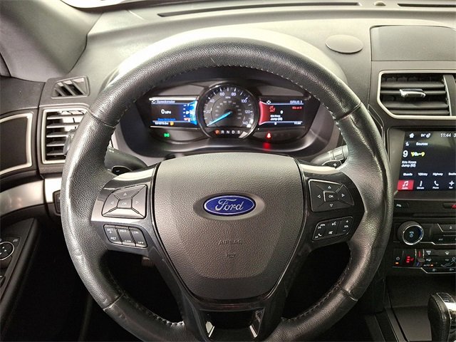 Used 2017 Ford Explorer XLT w/ Equipment Group 202A image 20