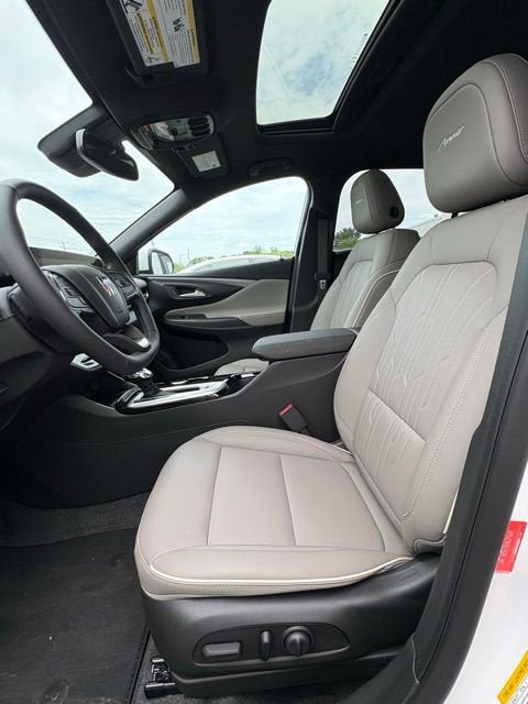 New 2026 Buick Envista Avenir FWD image 14