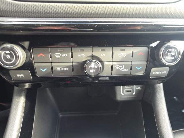 New 2026 Jeep Compass Limited image 21