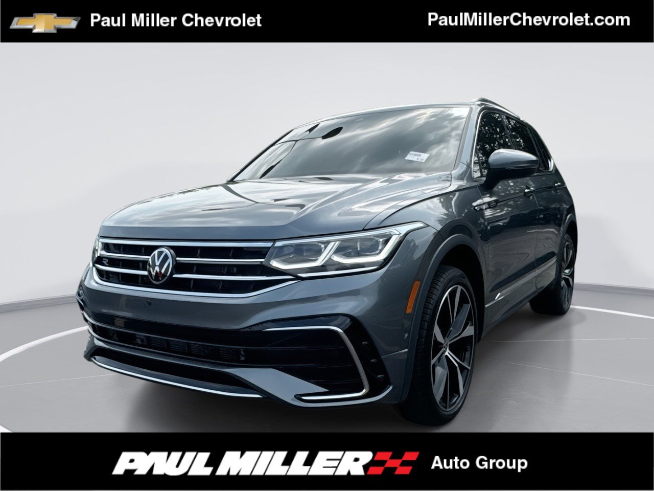 Used 2024 Volkswagen Tiguan SEL R-Line