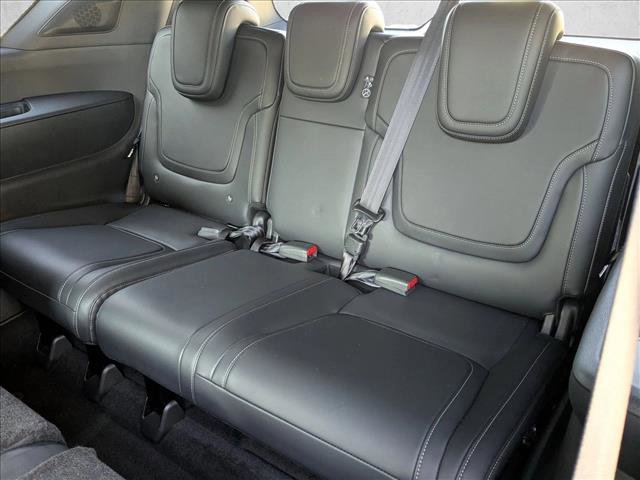 Used 2025 Nissan Armada PRO-4X image 20