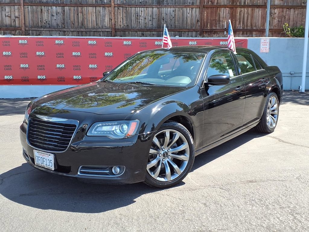 Used 2014 Chrysler 300 S w/ Light Group RWD image 24