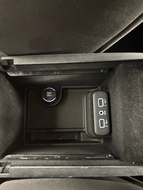 Used 2023 Dodge Charger SXT w/ Blacktop Package image 28