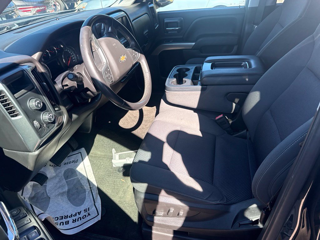 Used 2018 Chevrolet Silverado 1500 LT w/ All Star Edition AWD/4WD image 11