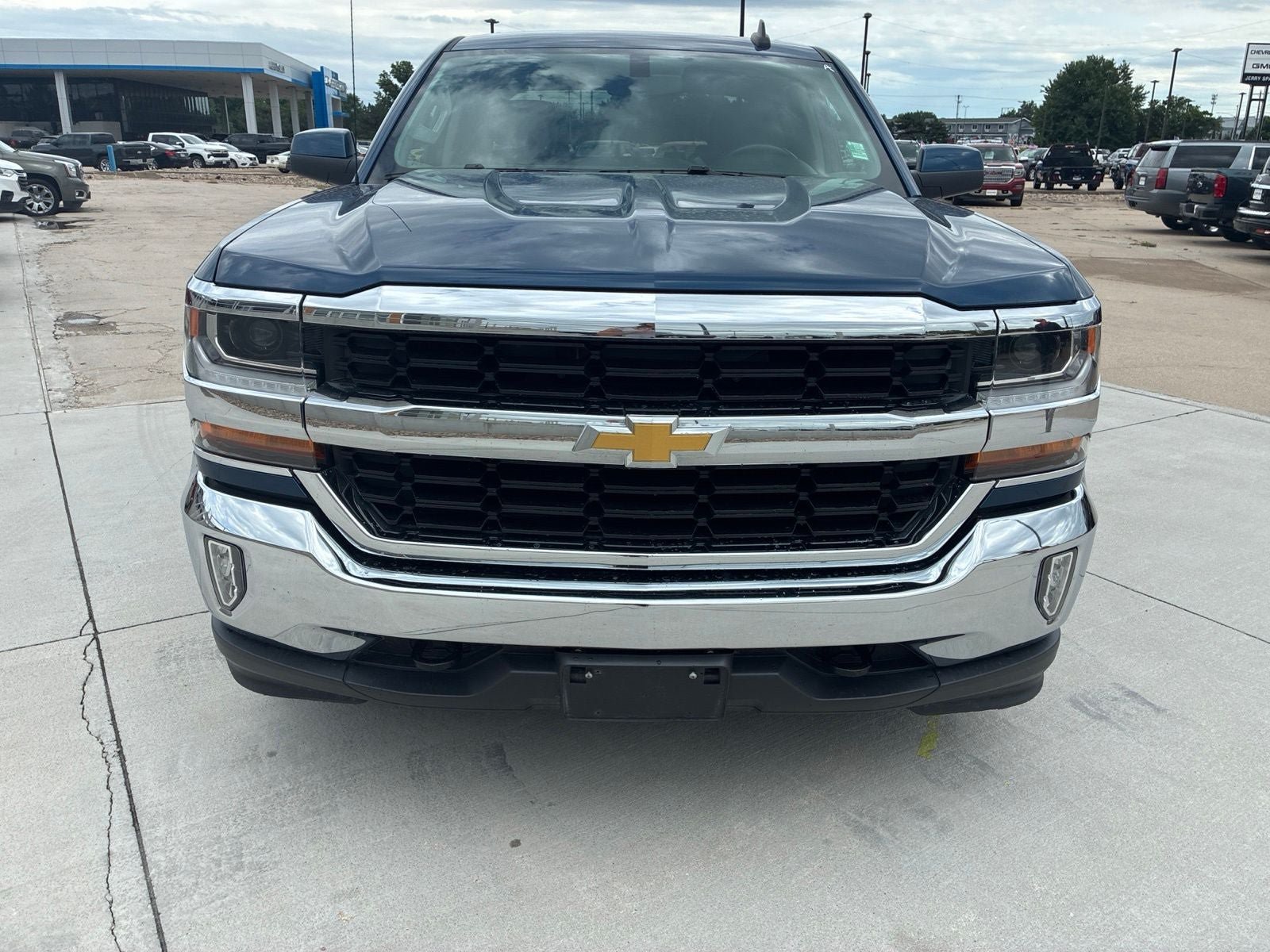 Used 2016 Chevrolet Silverado 1500 LT w/ All Star Edition AWD/4WD image 10