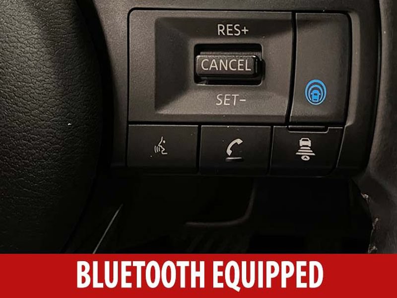 Used 2024 Nissan Pathfinder SV AWD/4WD image 12