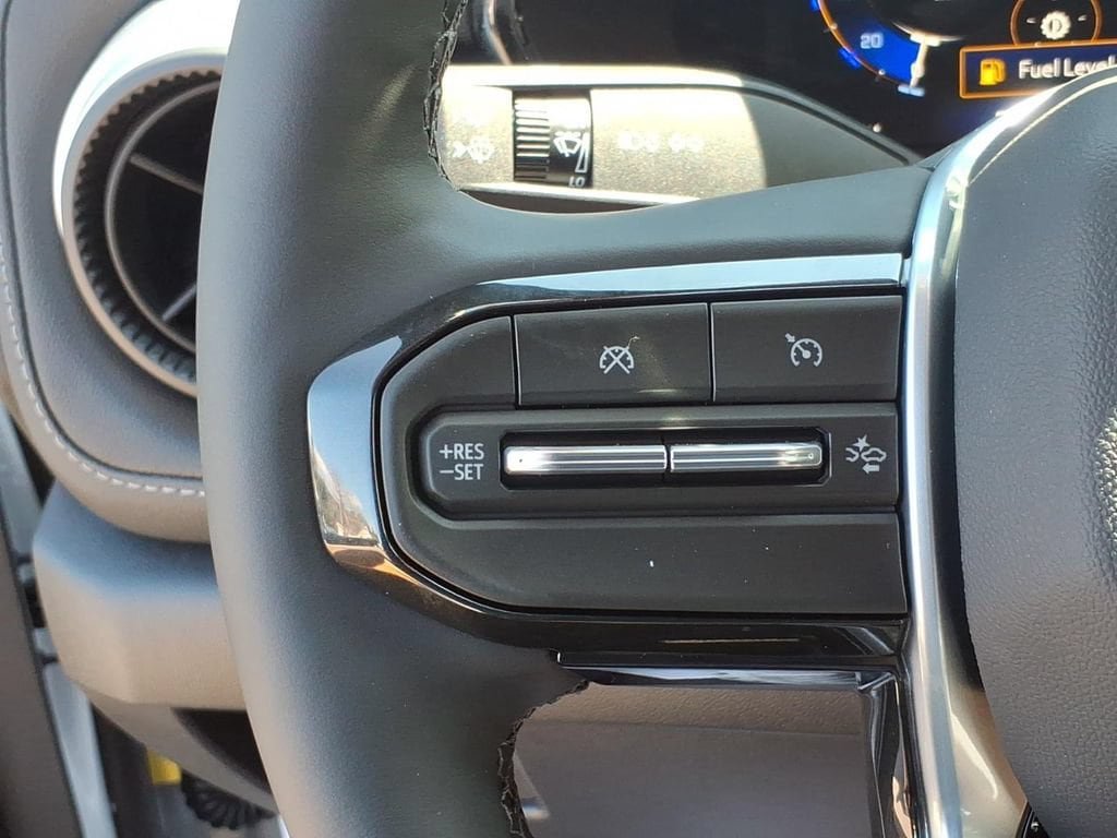 New 2026 Chevrolet Colorado LT w/ LT Convenience Package RWD image 17