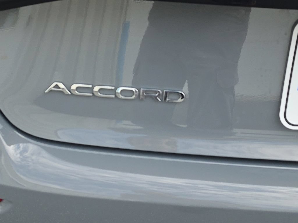 Used 2023 Honda Accord Sport image 7