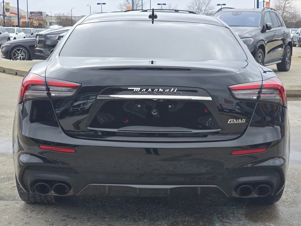Used 2021 Maserati Ghibli Trofeo image 16