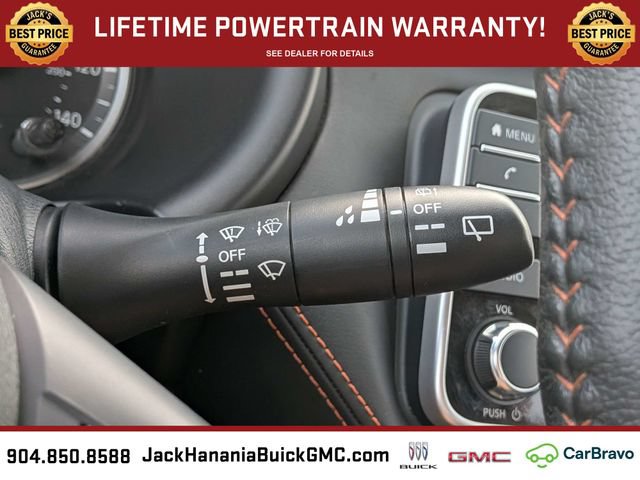 Used 2020 Nissan Kicks SR w/ SR Premium Package FWD image 32