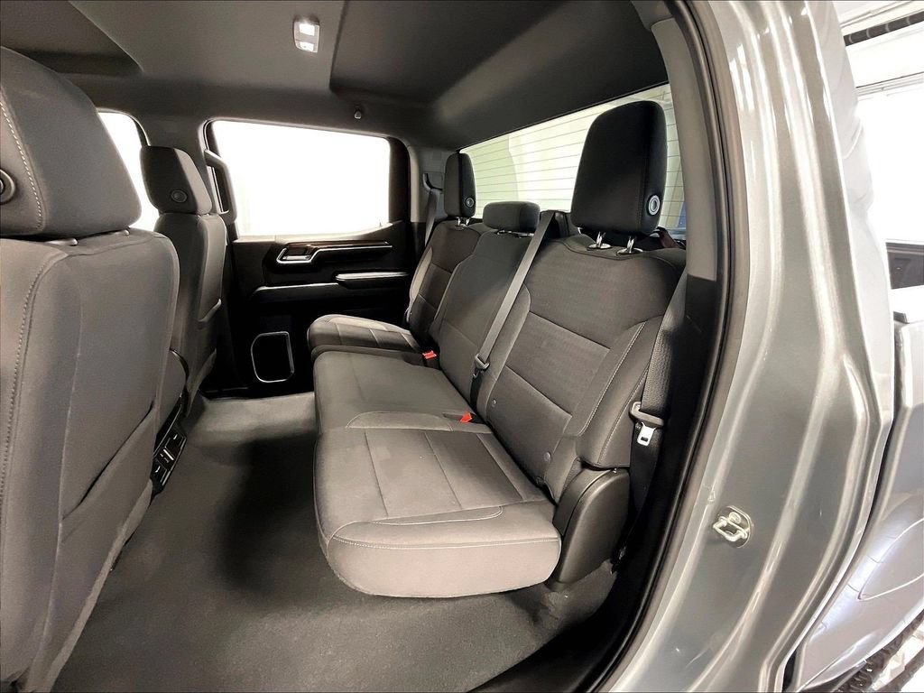 Used 2023 Chevrolet Silverado 1500 LT AWD/4WD image 15