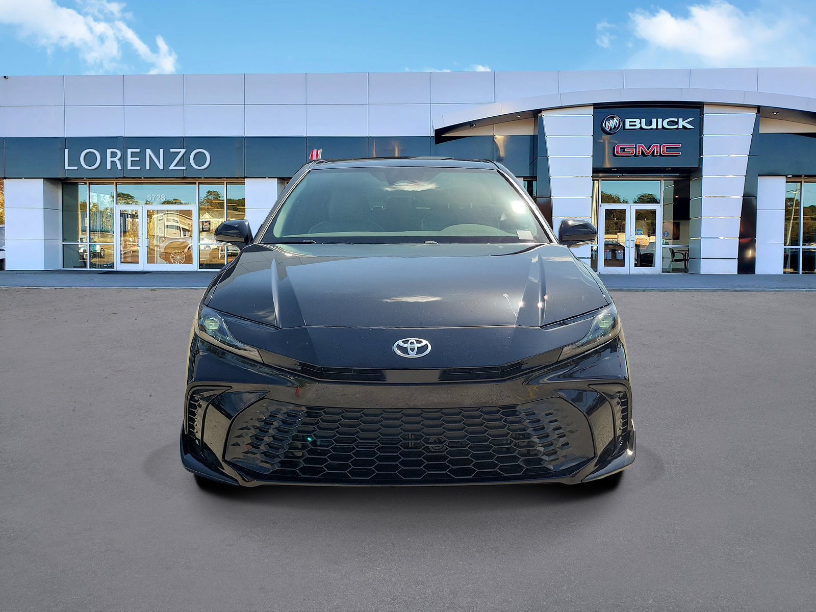 Used 2025 Toyota Camry SE FWD video 2