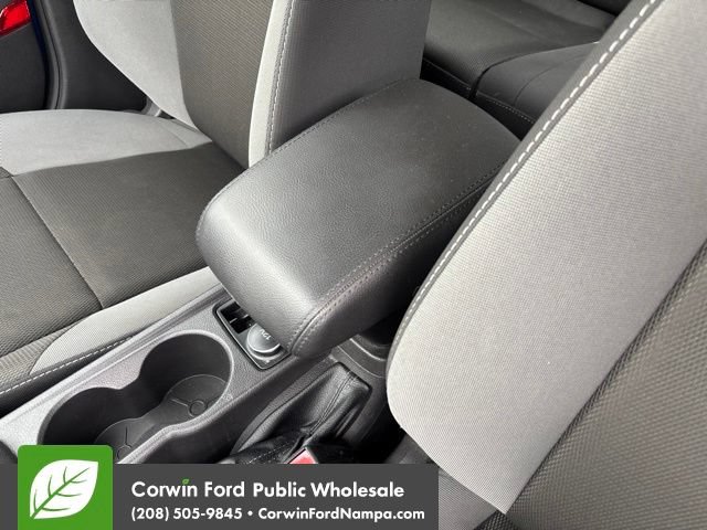 Used 2012 Ford Focus SE FWD image 21