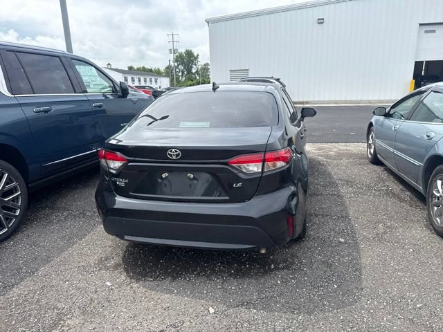 Used 2021 Toyota Corolla LE FWD image 4
