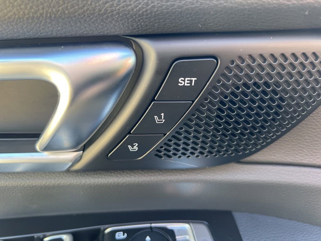 Certified 2022 Kia Telluride SX w/ SX Prestige Package image 53