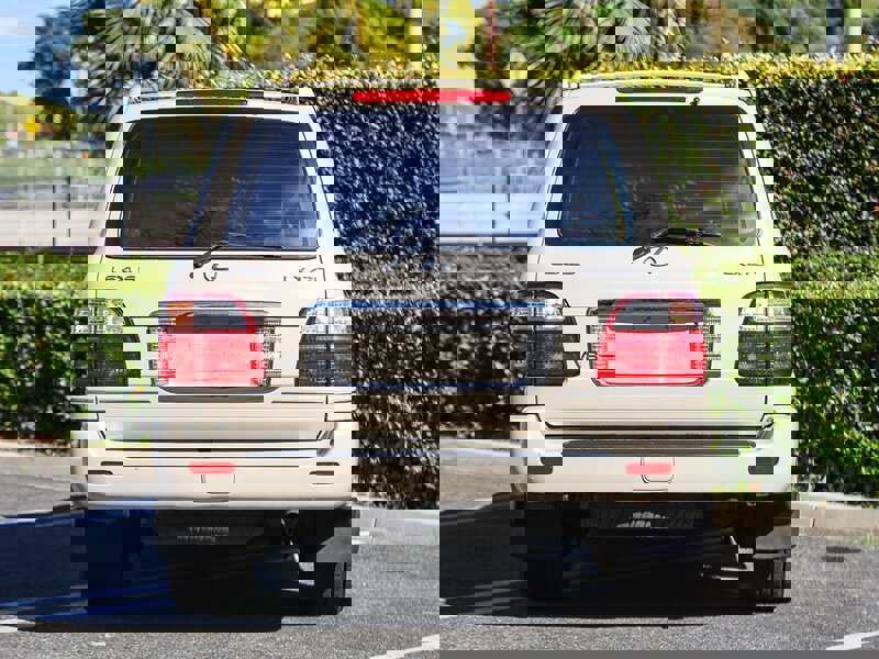 Used 2003 Lexus LX 470 4WD image 6