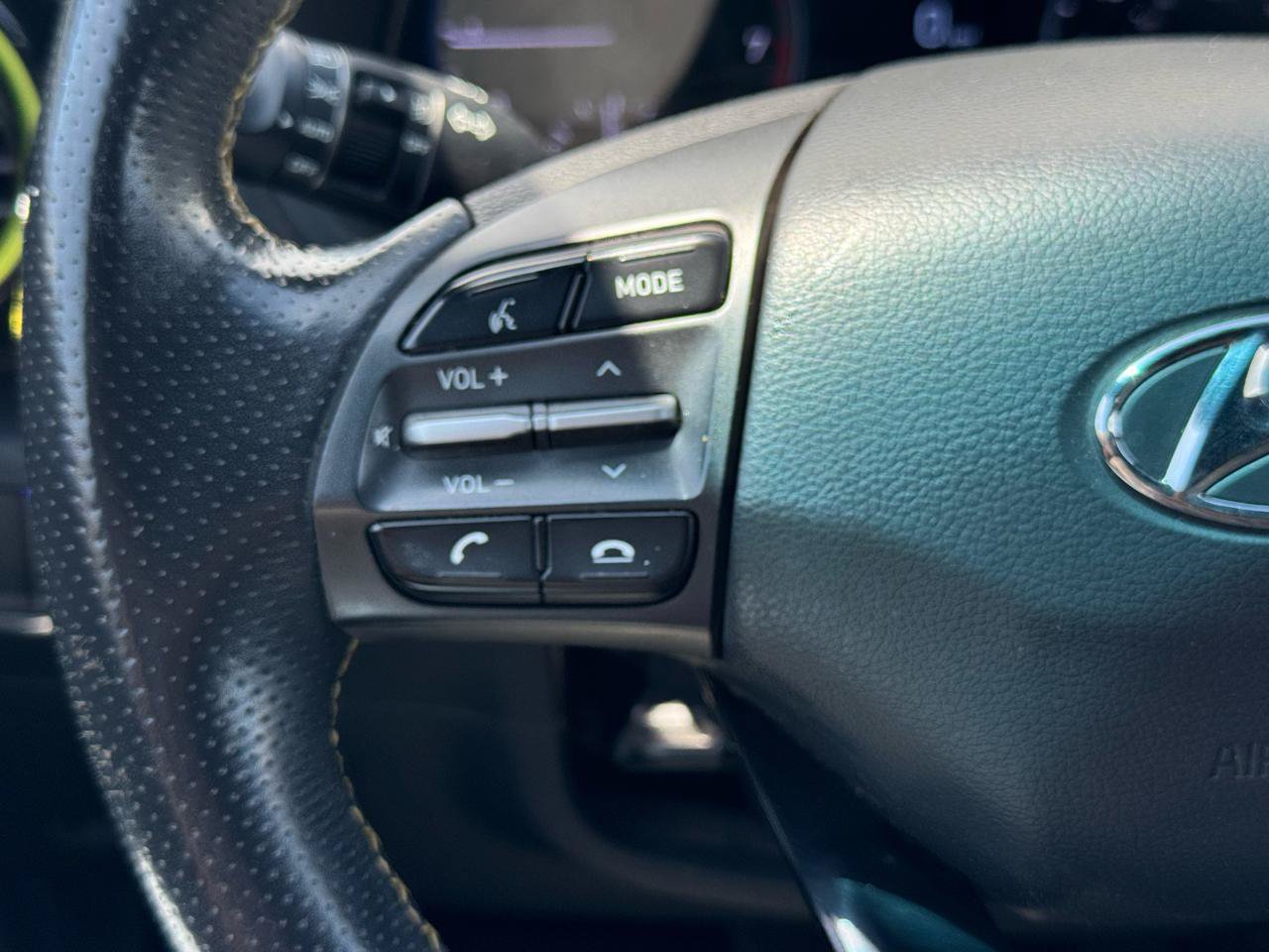 Used 2019 Hyundai Kona Limited FWD image 26