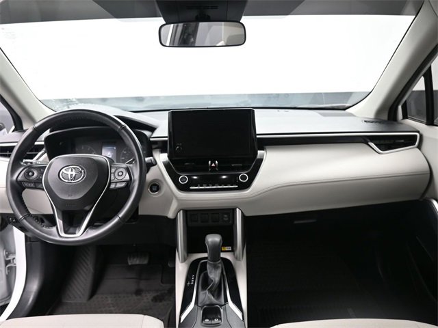 Used 2023 Toyota Corolla Cross LE image 27