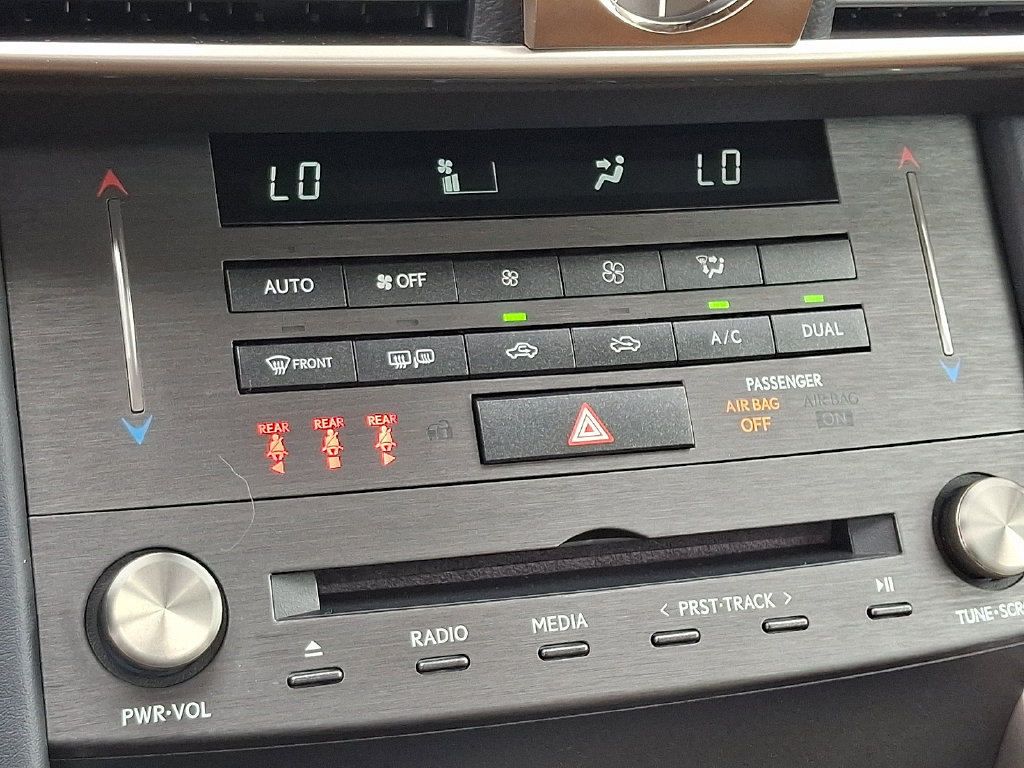 Used 2019 Lexus IS 300 AWD w/ Navigation Package image 17