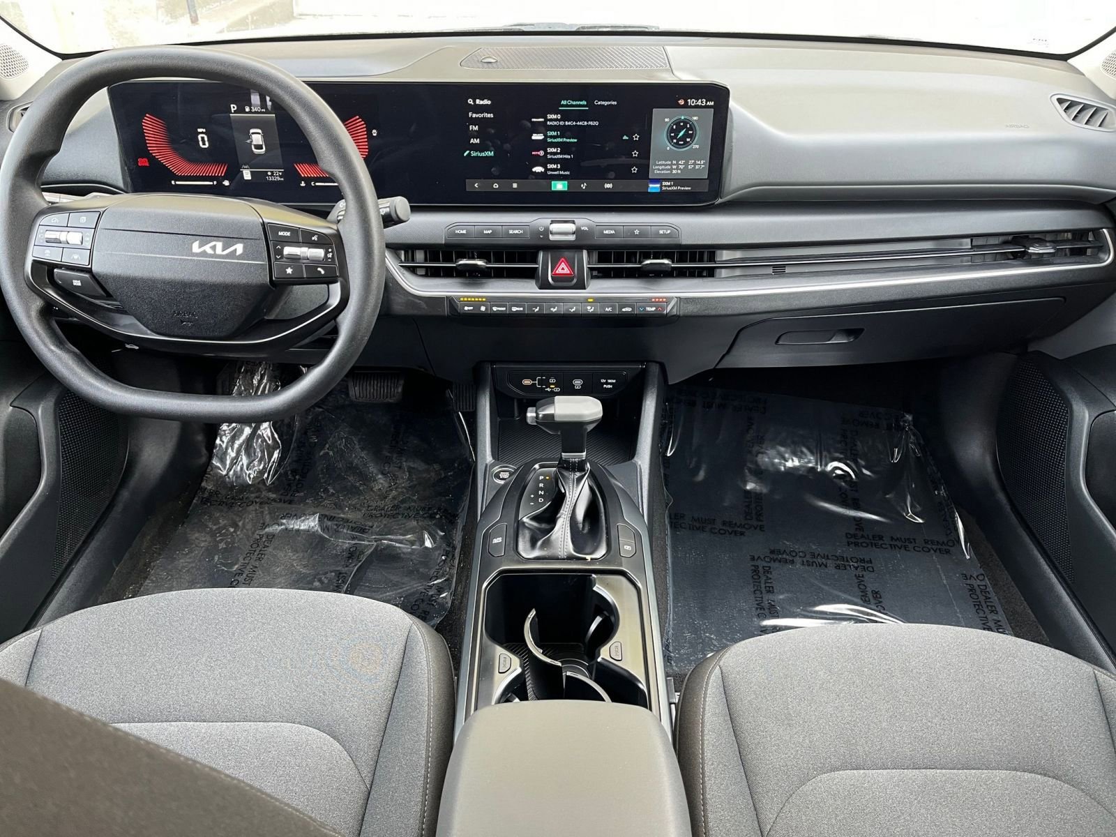 Used 2025 Kia K4 LXS image 29