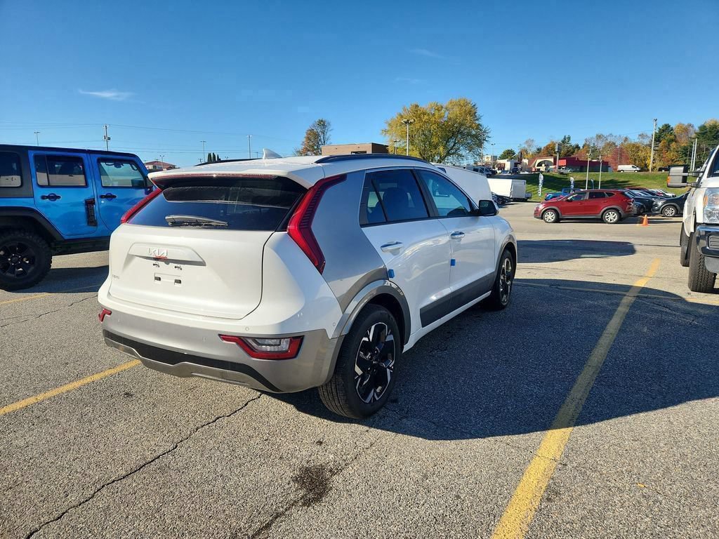 New 2025 Kia Niro Wave w/ Wave Preserve Package FWD image 7
