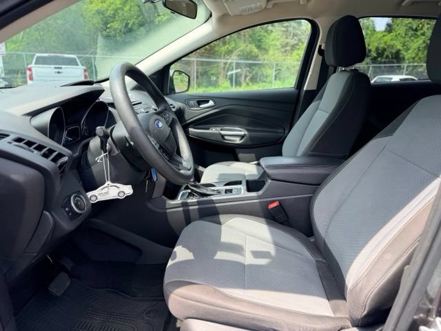 Used 2017 Ford Escape SE FWD image 7