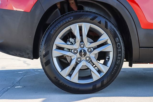 Used 2023 Kia Seltos S image 10