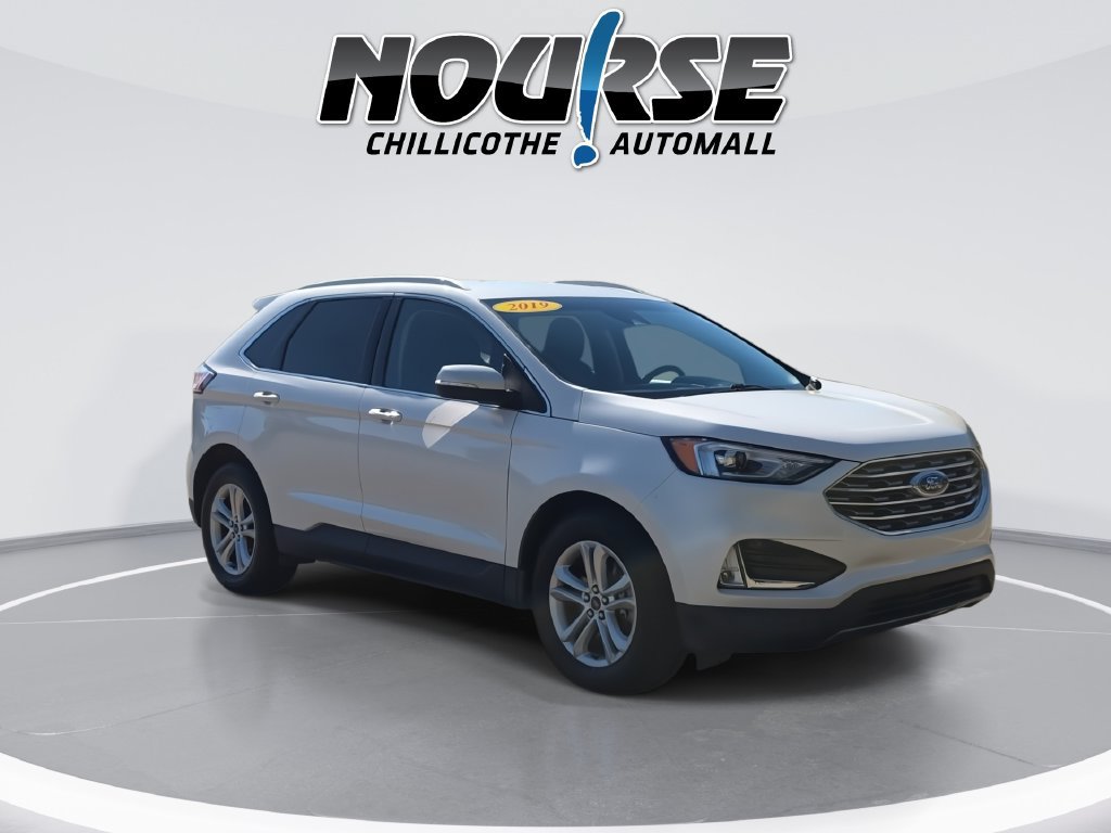 Used 2019 Ford Edge SEL w/ Equipment Group 201A AWD/4WD image 2