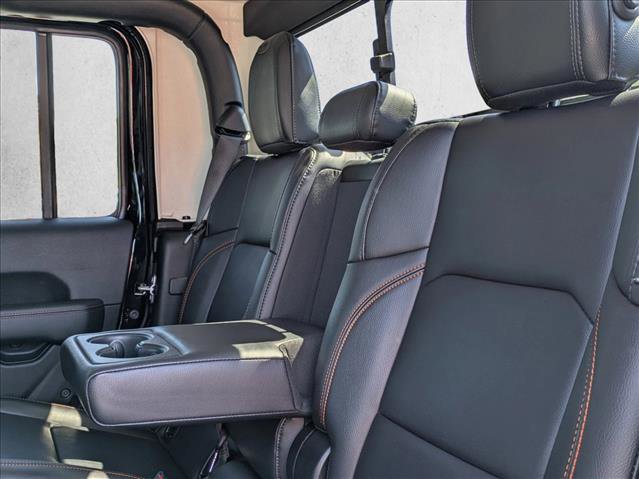 Used 2022 Jeep Gladiator Mojave w/ LED Lighting Group AWD/4WD image 23