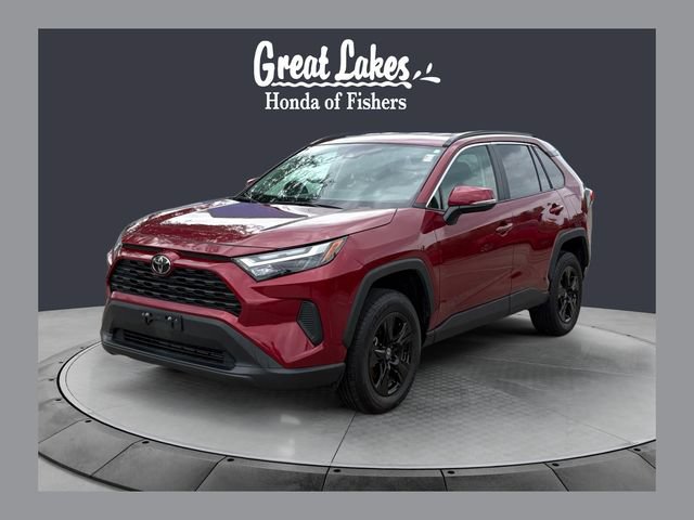 Used 2025 Toyota RAV4 XLE AWD/4WD image 1
