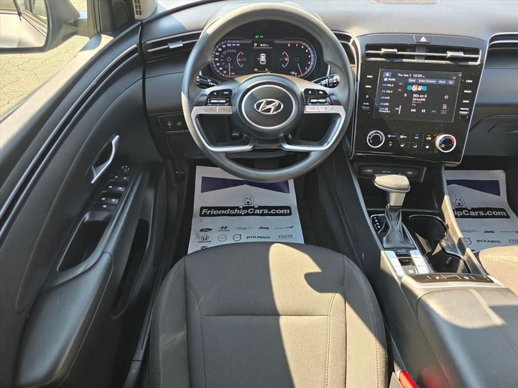 Used 2023 Hyundai Tucson SEL FWD image 3