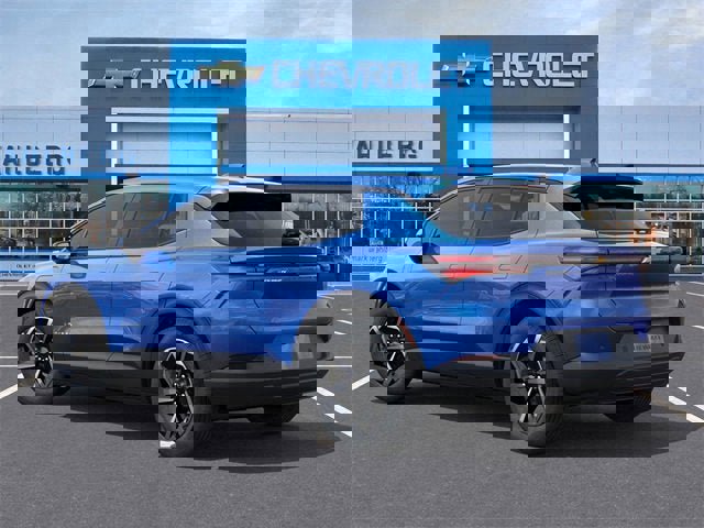 New 2026 Chevrolet Equinox EV LT image 3